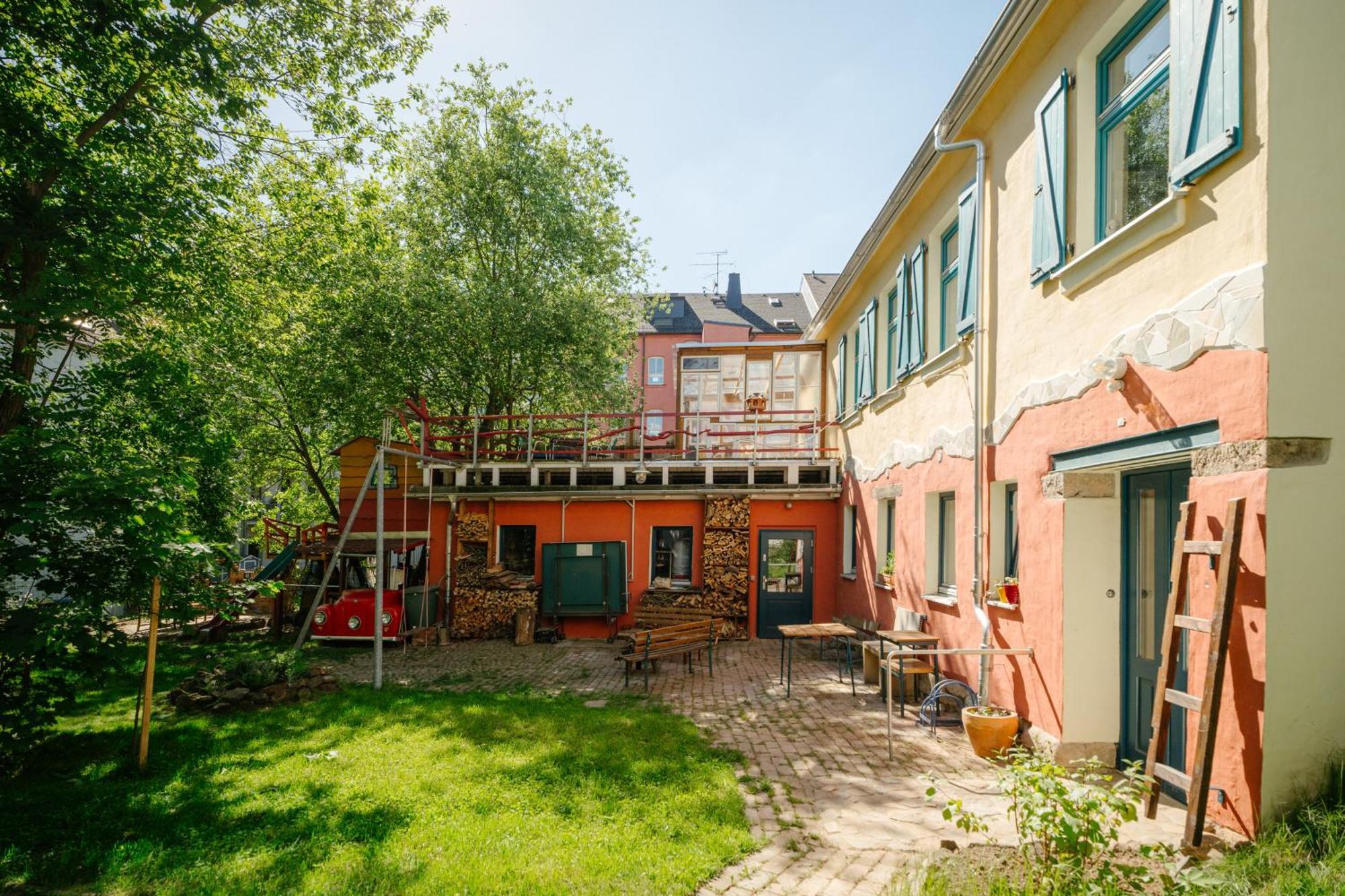 The Upholstery Tinyhouse Deluxe Eco Kreativ Citynah * Chemnitz